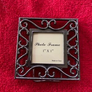 Miniature picture frame